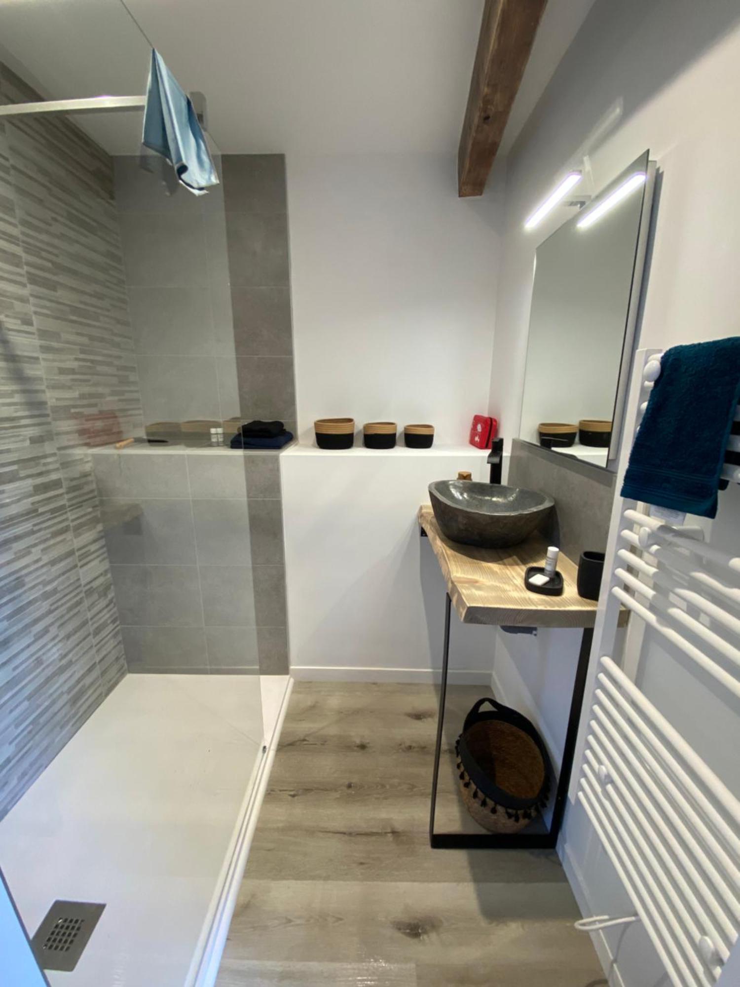 Maisonnette 2/4 Personnes En Bord De Sevre Cugand 外观 照片